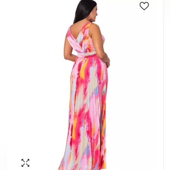 XSCAPE Plus Size Printed V-Neck Ruched-Waist Pleated Gown - Picture 2 of 7